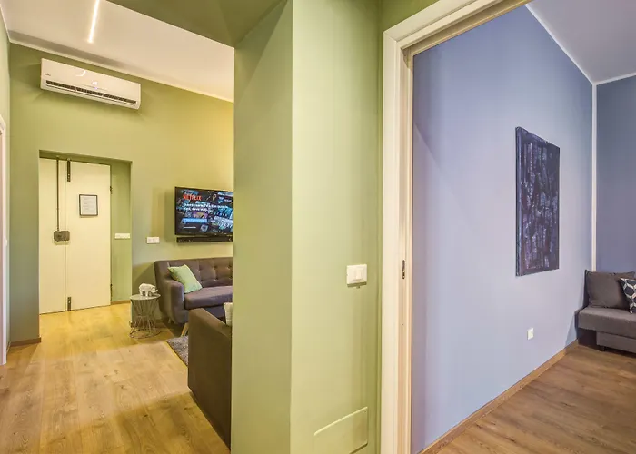 Downtown Srl - Cinque Terre Stylish Apartamento La Spezia