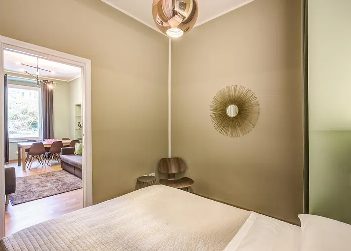 Downtown Srl - Cinque Terre Stylish La Spezia