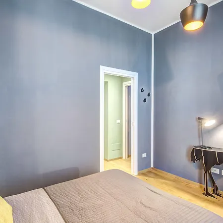 Downtown Srl - Cinque Terre Stylish Apartment La Spezia