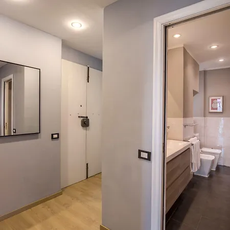 Downtown Srl - Cinque Terre Stylish Apartment *