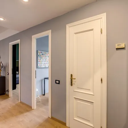 Downtown Srl - Cinque Terre Stylish Apartment