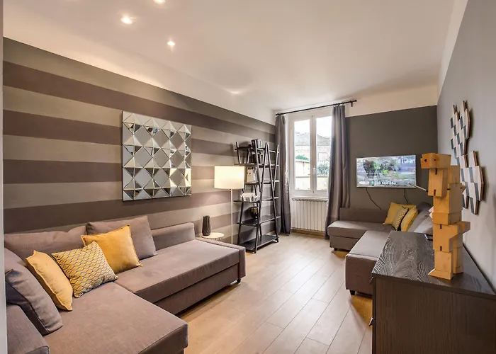 Downtown Srl - Cinque Terre Stylish * Специя