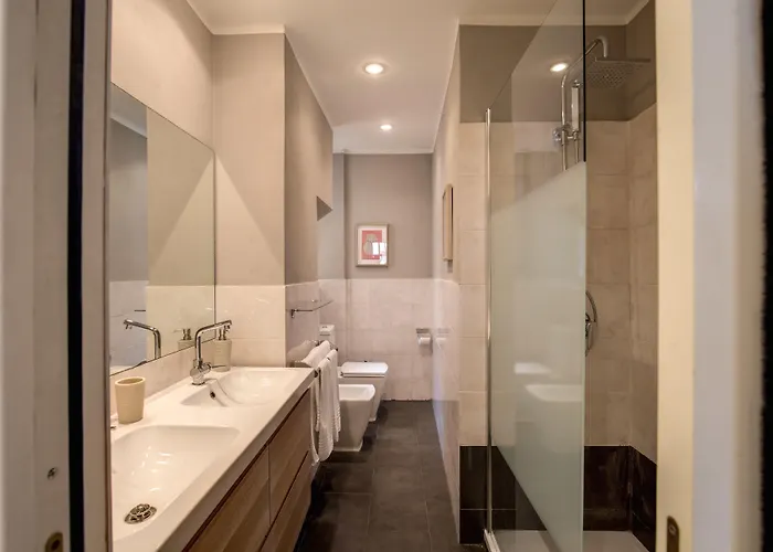 Апартаменты Downtown Srl - Cinque Terre Stylish *